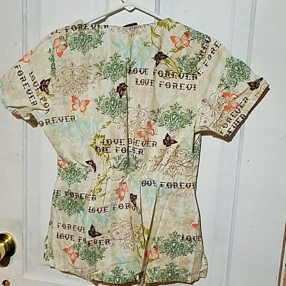 👸👕🚑🏥 Scrub top - Picture 2 of 4